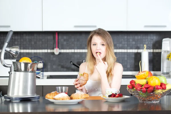 Your woman have a breakfast — Stock Photo, Image