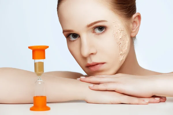 Beauty concept rejuvenation, renewal, skin care, skin problems w — Stock Photo, Image