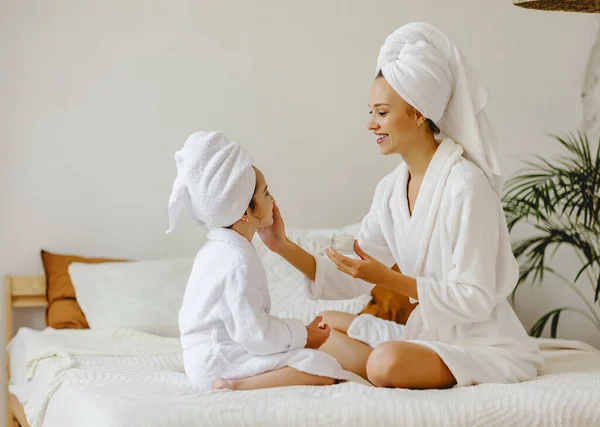 Happy Family Mother Little Daughter Dressing Gowns Towels Laugh Makeup — Stock Photo, Image