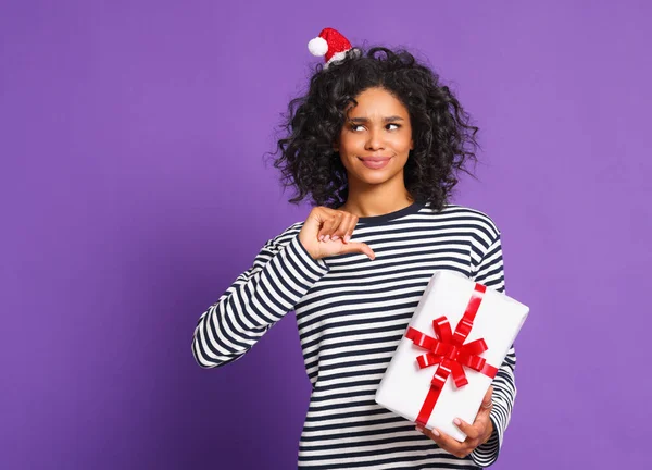 Dissatisfied Young African American Female Headband Outing Lips Pointing Wrapped — Stock Photo, Image