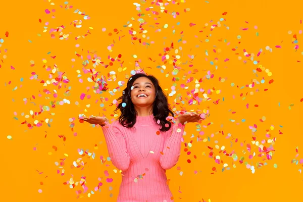 Happy Birthday Cheerful Funny Young Ethnic Woman Festive Confetti Yellow — Stock Photo, Image