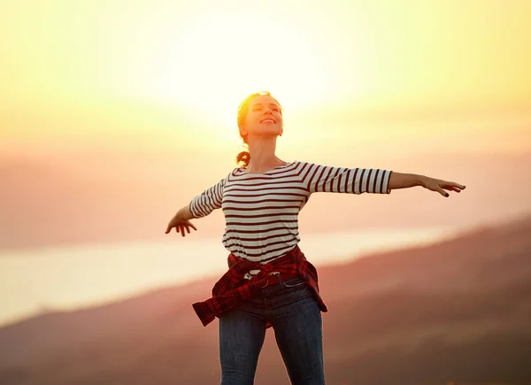 Happy Smiling Young Female Casual Clothes Raising Arms Enjoying Freedom — 图库照片