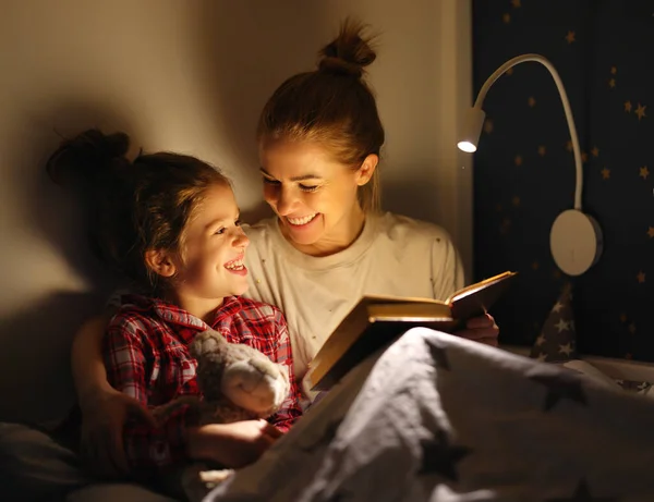 Cheerful Family Woman Girl Smiling Reading Fairytale While Relaxing Bed — Stock Photo, Image