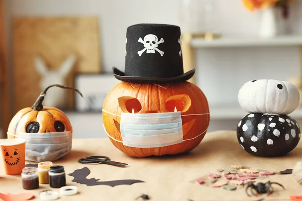 Halloween Covid19 Coronavirus Pandemic Interior House Decorated Halloween Pumpkin Jack — Stock Photo, Image