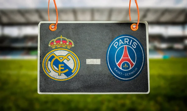 Mascara, Cezayir - 17 Nisan 2021: UEFA Şampiyonlar Ligi konsepti, Real Madrid - PSG tahtada