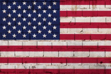 Tuğla Duvara Amerikan Bayrağı Grafitisi: Vatansever Şehir Sanatı Özgürlük ve Gururu İfade Ediyor