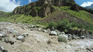 Georgia dağ dere