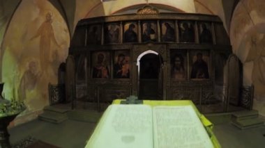 İkonostasisin pavilion çekim simgeleri ile