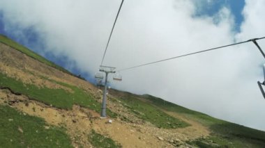 Asansörler yaz dağlarında