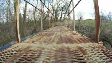 Nehir Bahar üzerinde köprü