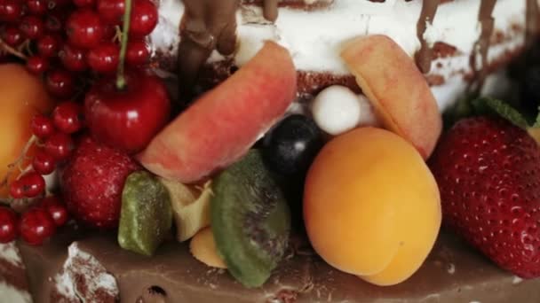 Obstkuchen im Urlaub — Stockvideo