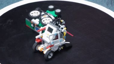 Lego Bestrobofest savaş rekabet makineleri