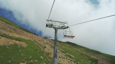 Asansörler yaz dağlarında