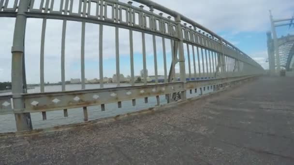 Bolsheokhtinsky Iron Bridge — Stockvideo