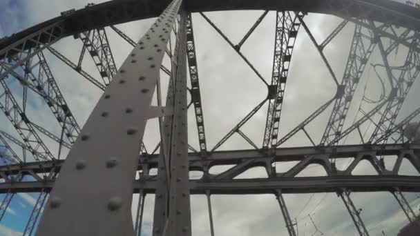 Bolsheokhtinsky σιδερένια γέφυρα — Αρχείο Βίντεο