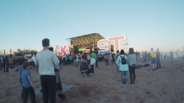 Koncert na pláži — Stock video