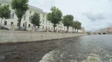 İleri yol tornistan Nehri üzerinde