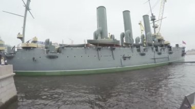 Yenilenmiş kruvazör Aurora