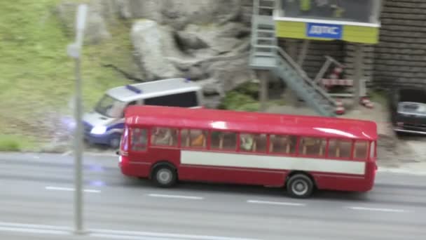 Passenger bus on the bridge — Stock Video