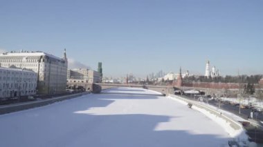 Kremlin 'in ve donmuş olanın manzarası