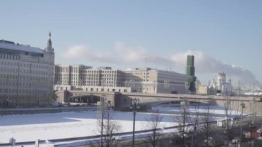 Kremlin 'in ve donmuş olanın manzarası