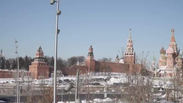 Vista do Kremlin e do congelado — Vídeo de Stock