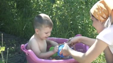 Mutfaktaki çocuk...