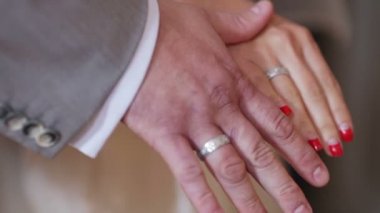 Evlilik yüzükleri.