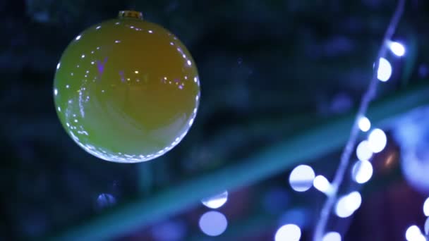 Christmas toys ball — Stock Video