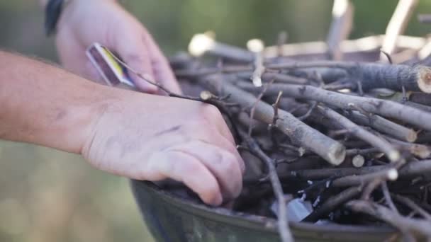 Lighting fire in barbecue — Stock Video