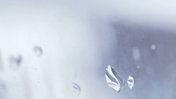 gouttes sur le verre