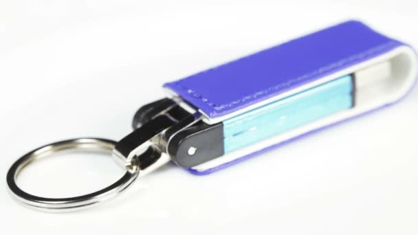 Blue flash drives — Stock Video