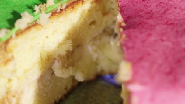 Multi-colored cake — Stock Video