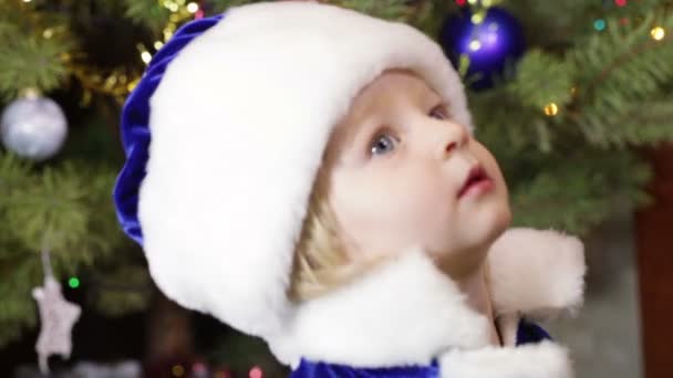 Enfant neige jeune fille — Video