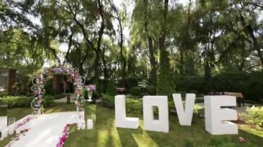 Düğün töreni dekore edilmiş