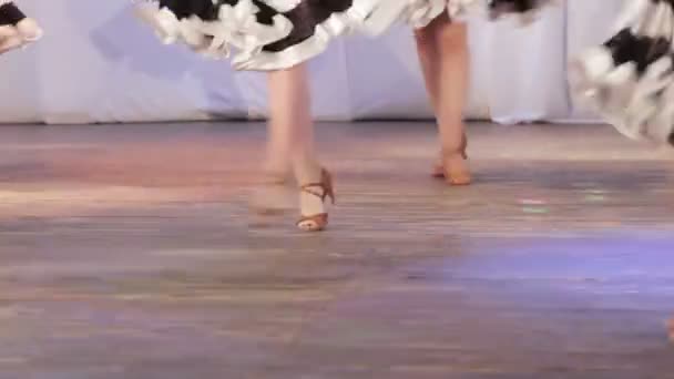 Бальные танцы — стоковое видео