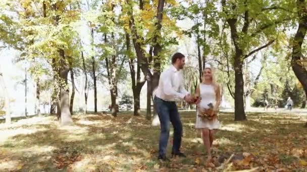 Couple on walk autumn park — Stock Video