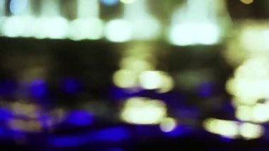 Bokeh ışıklı çeşme