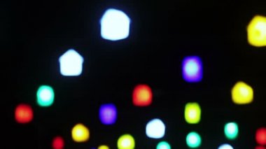 Parlayan ışıklar kuş evleri