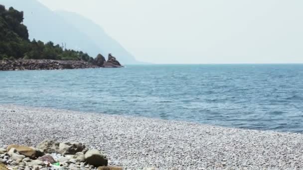 Playa desierta — Vídeo de stock