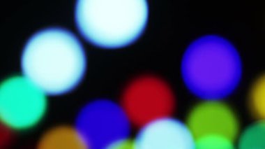 Parlayan ışıklar kuş evleri