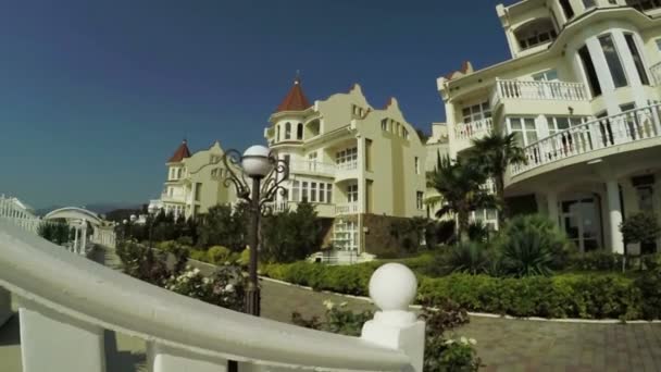 Розслабитися морем готель — стокове відео