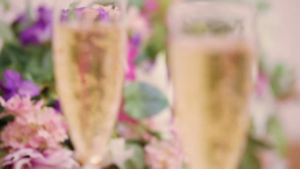 Champagne bubblor — Stockvideo