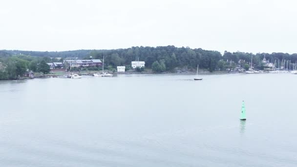 Vue sur les îles maritimes Fin — Video