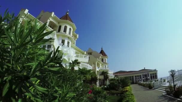 Χαλαρώστε το ξενοδοχείο από τη θάλασσα — Αρχείο Βίντεο
