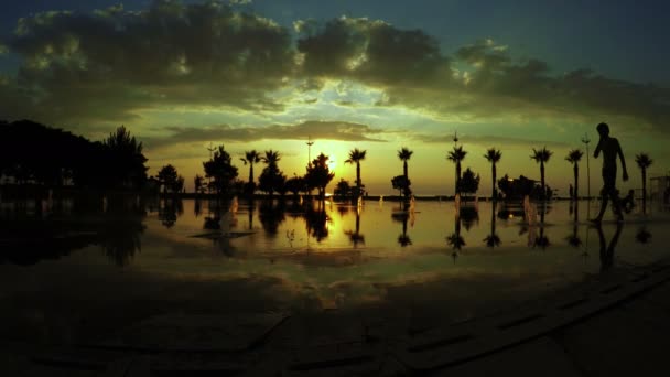 Fountains and sunset Batumi Seafront Boulevard — Stock Video