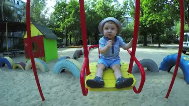 Child on swing — Stock Video