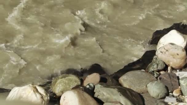 Гірські річки природи — стокове відео