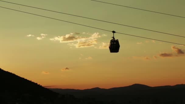 Funicular ao pôr do sol — Vídeo de Stock