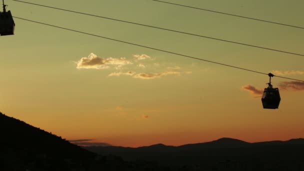 Funicular ao pôr do sol — Vídeo de Stock